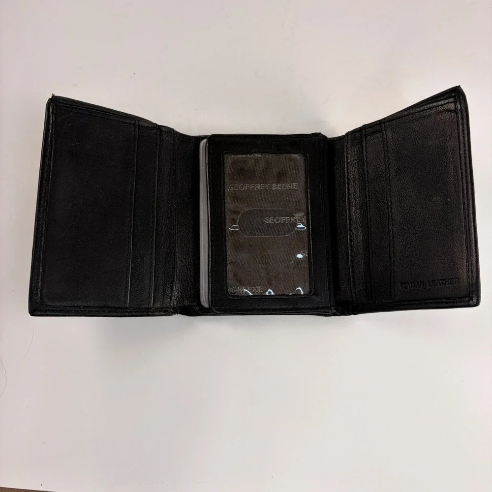 Geoffrey Beene Mens Trifold Wallet Black Italian Leather ID Window Key Slots